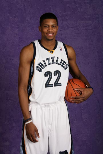 不断提高自 不断提高自