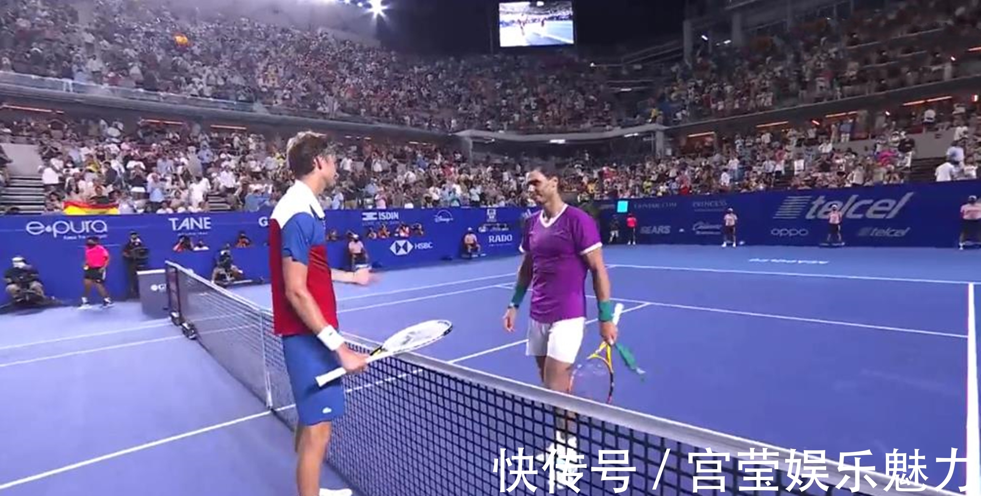 却透露出高 却透露出高